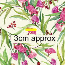 Load image into Gallery viewer, Australiana Fabrics Fabric Cotton Sateen / 1 metre Bush Blossoms
