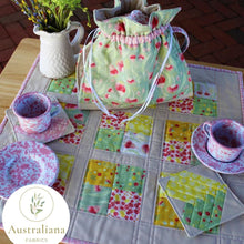 将图片加载到图库查看器，Australiana Fabrics Fabric Premium woven Cotton Sateen 150gsm / 1 Metre Blossoms and Berries Yellow
